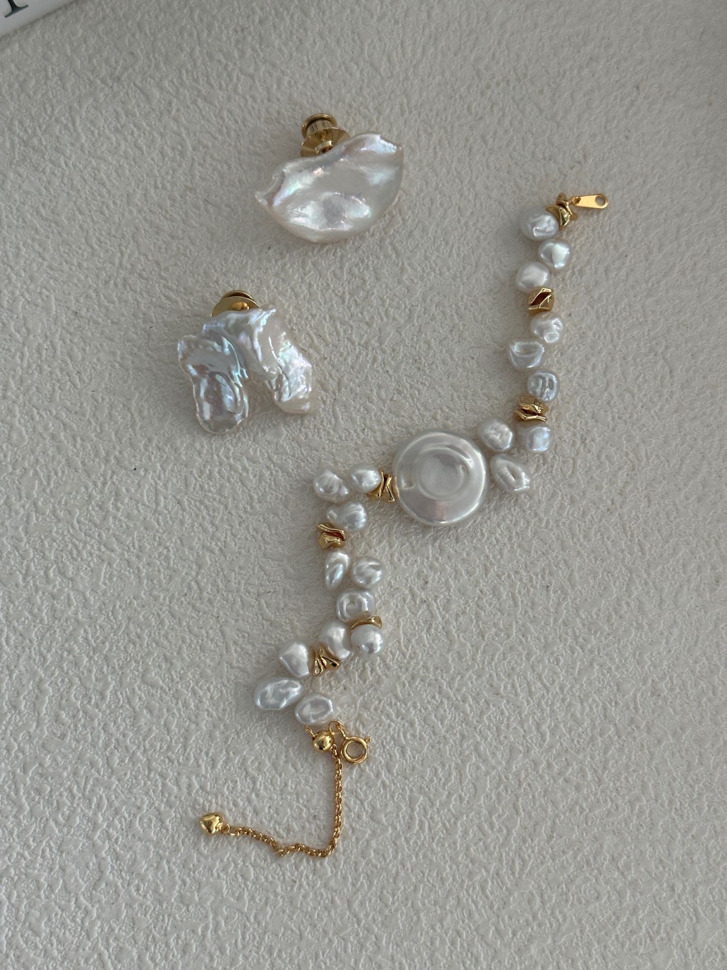 Gold Elderflower Keshi Pearl Bracelet