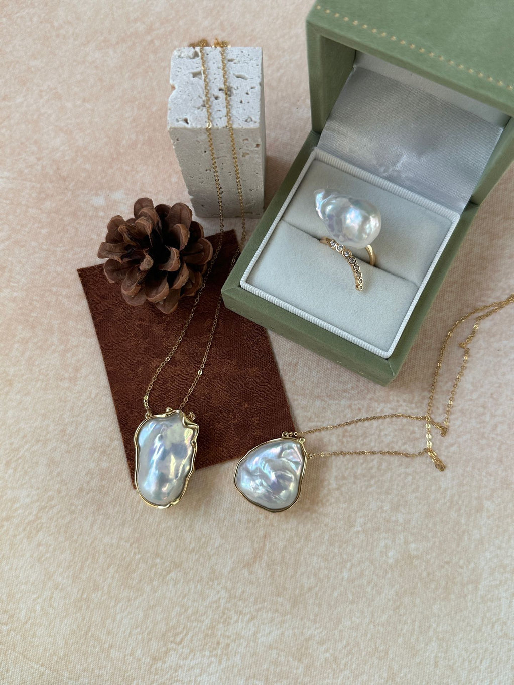 Signature Baroque Sweater Necklace