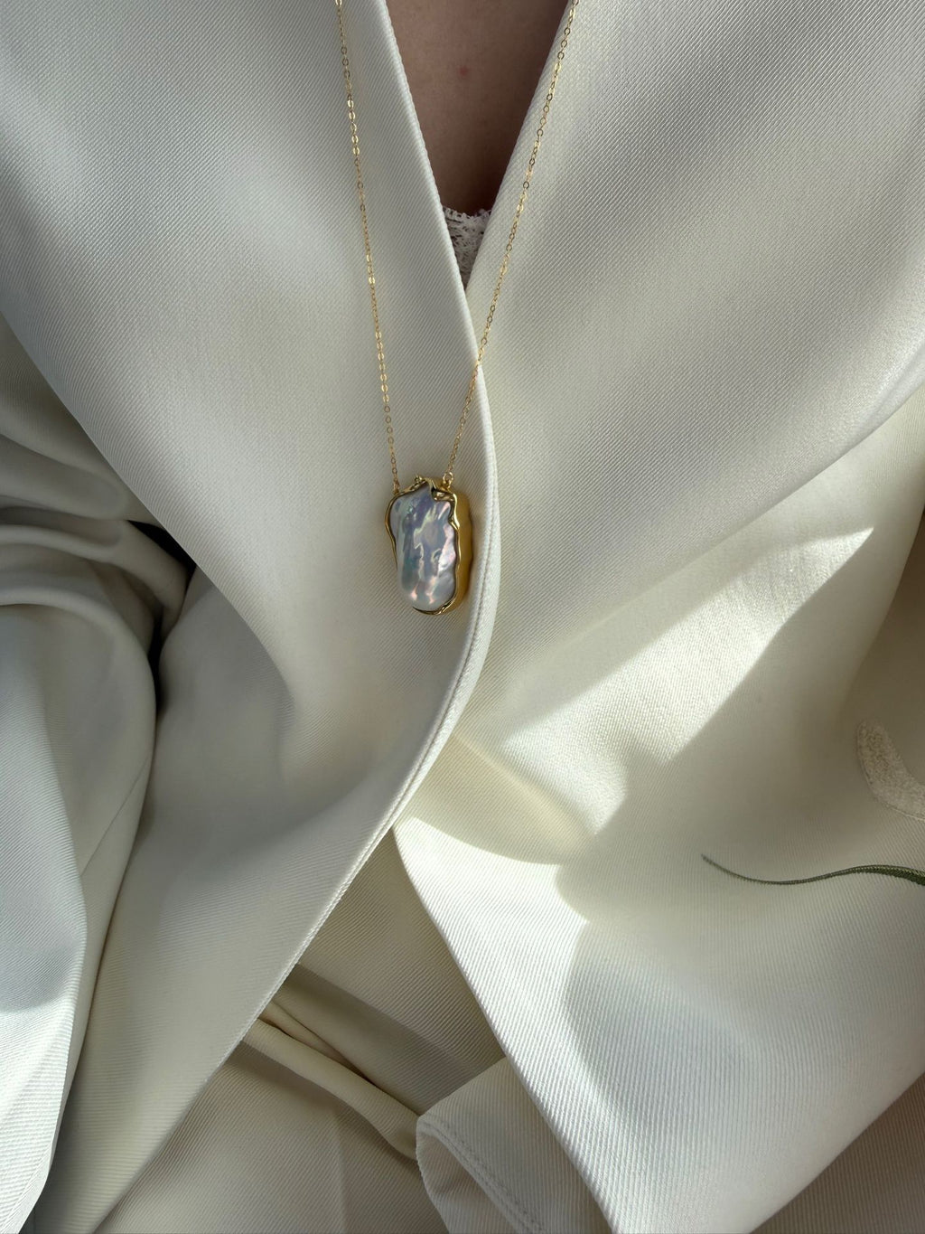 Signature Baroque Sweater Necklace