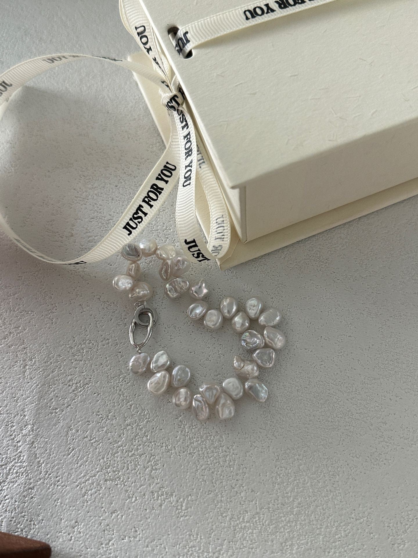 Elderflower Keshi Pearl Bracelet