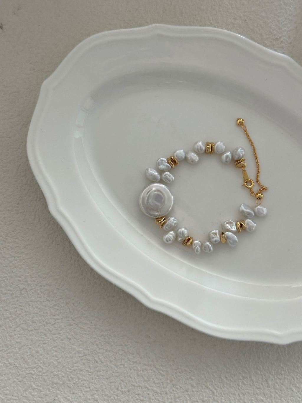 Gold Elderflower Keshi Pearl Bracelet