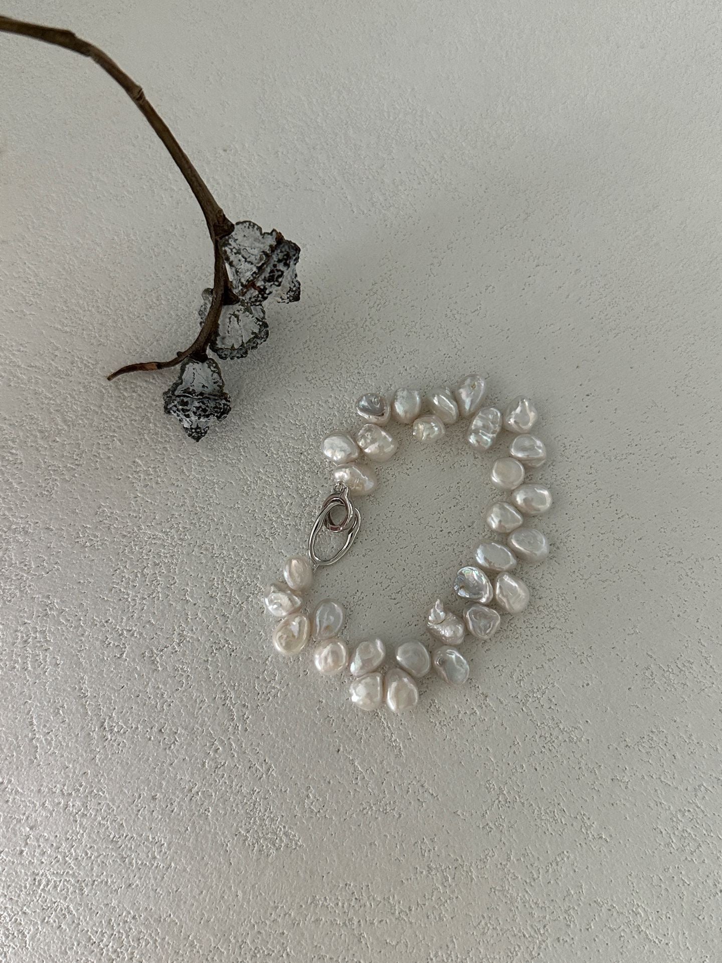 Elderflower Keshi Pearl Bracelet