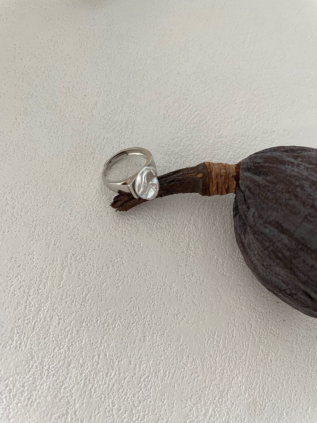 Elderflower Keshi Pearl Ring